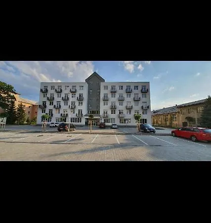 Kapitana Nalepku Anna *